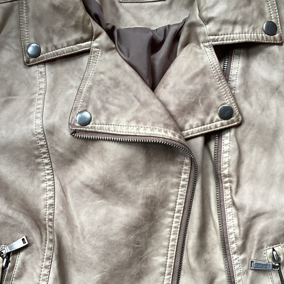 Odyne Women's Tan Leather Jacket - Picture 3 of 8